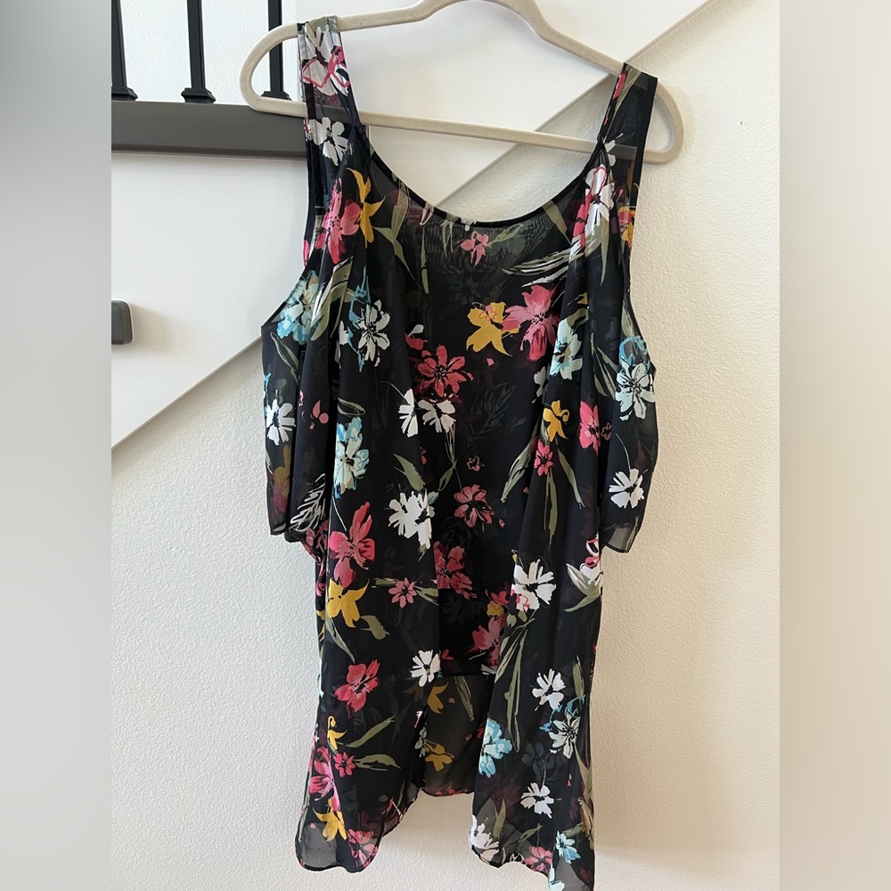 Cold Shoulder Floral Top